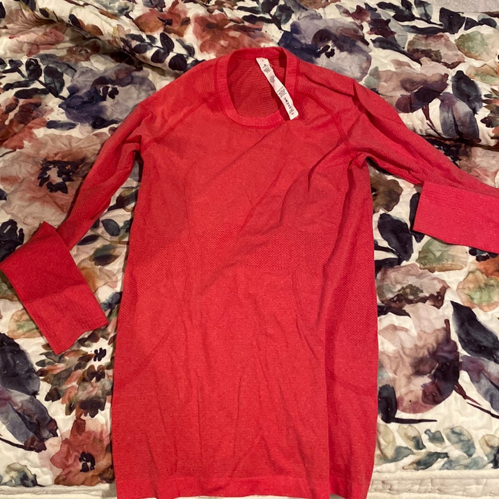 Lululemon shirt